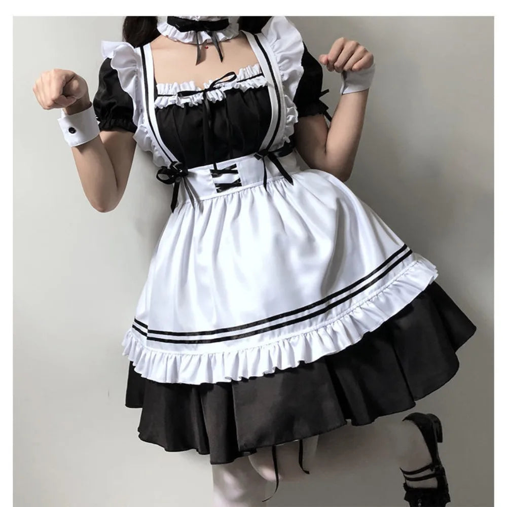 Black n White Lolita Cosplay Costume